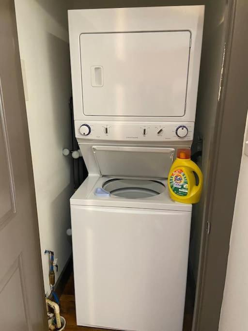 Charming 2 Bedroom Apartment Near Vcu Richmond Exteriör bild
